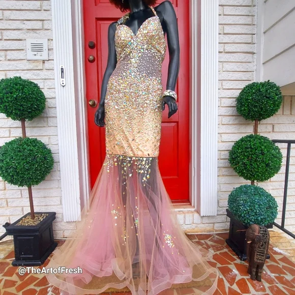 Prom Pageant Homecoming Dress - Picture 2 of 16